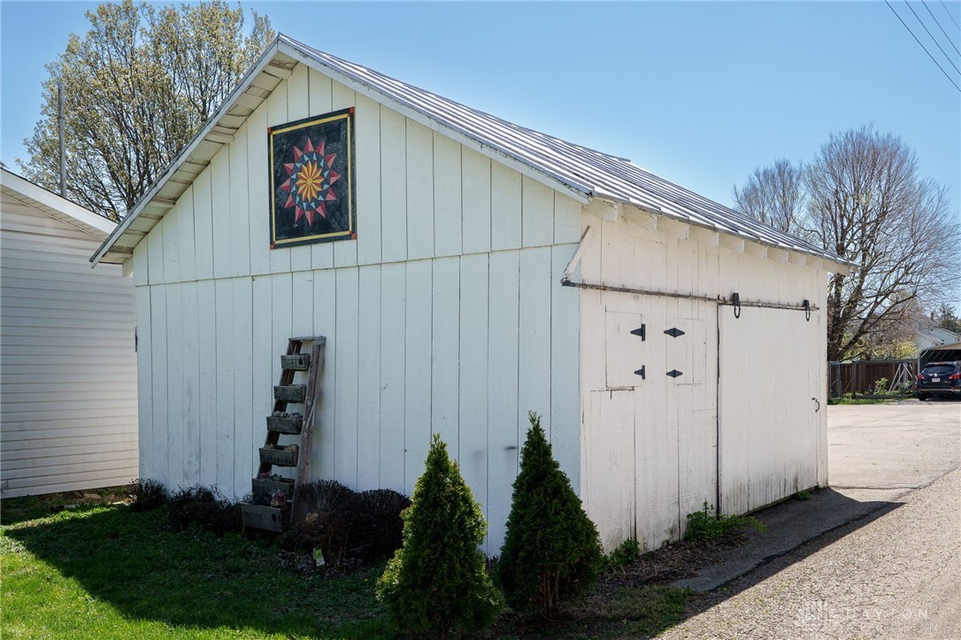 120 E Center Street, Farmersville, Ohio image 38