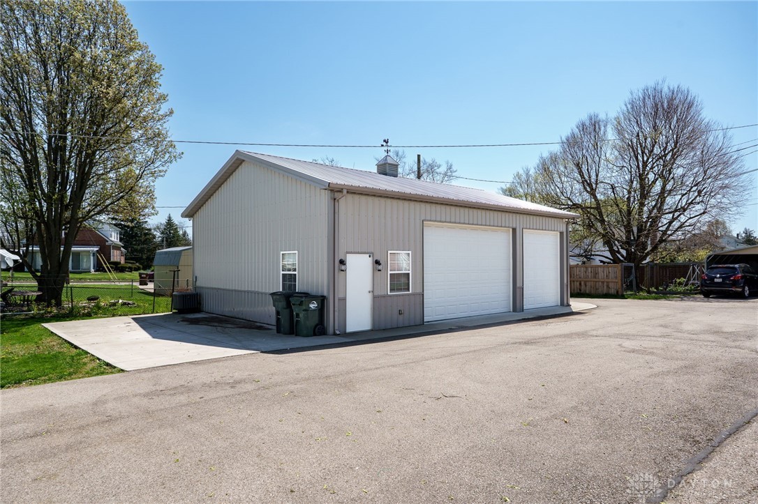 120 E Center Street, Farmersville, Ohio image 42