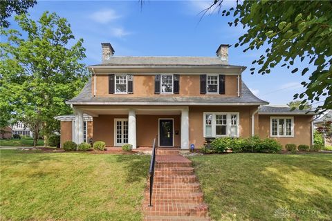Homes For Sale - 145 Wisteria Drive<br/> Oakwood, OH 45419