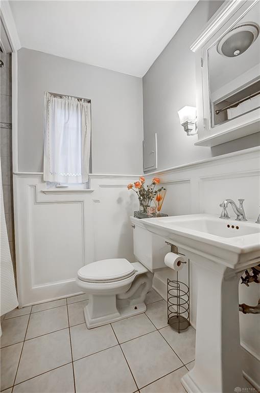 Oakwood, Ohio 45409, United States, 4 Bedrooms Bedrooms, ,4 BathroomsBathrooms,Residential,Active,56522