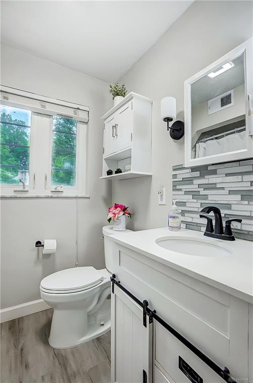 Oakwood, Ohio 45409, United States, 4 Bedrooms Bedrooms, ,4 BathroomsBathrooms,Residential,Active,56522