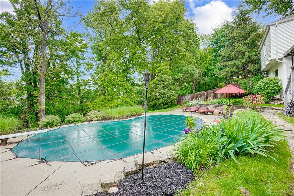 Oakwood, Ohio 45409, United States, 4 Bedrooms Bedrooms, ,4 BathroomsBathrooms,Residential,Active,56522