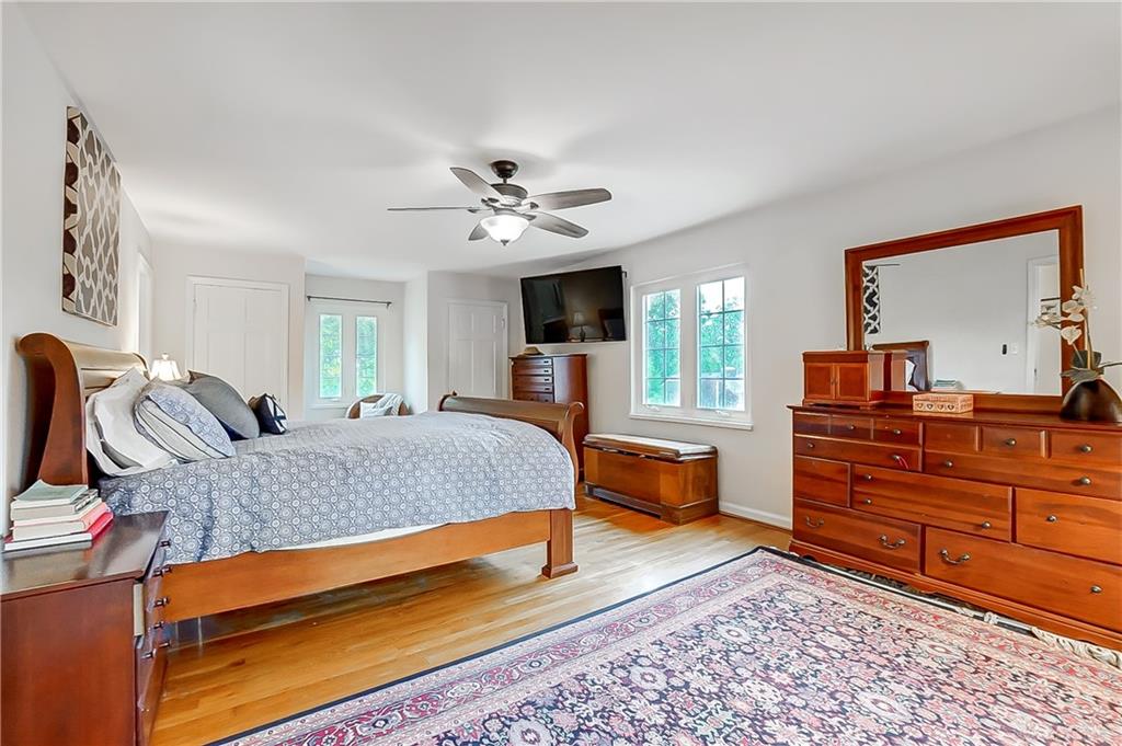 Oakwood, Ohio 45409, United States, 4 Bedrooms Bedrooms, ,4 BathroomsBathrooms,Residential,Active,56522