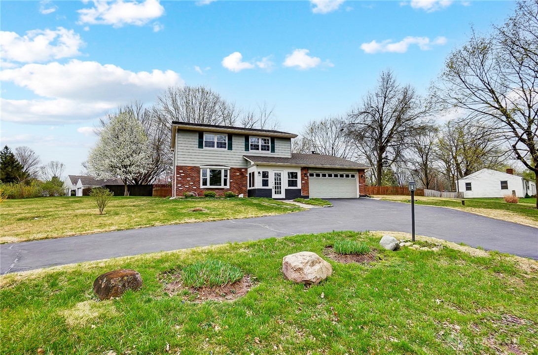 1818 Stansberry Road, Beavercreek, Ohio image 1