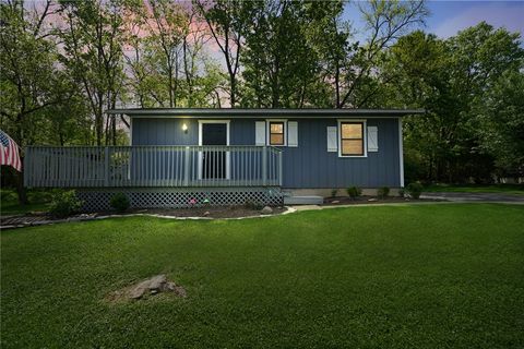 Photo of 6205 Blue Lake Drive #3A, Green Twp, OH 45247 (MLS # 957264)