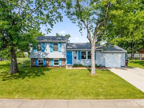 Homes For Sale - 306 Westerly Hills Drive<br/> Englewood, OH 45322