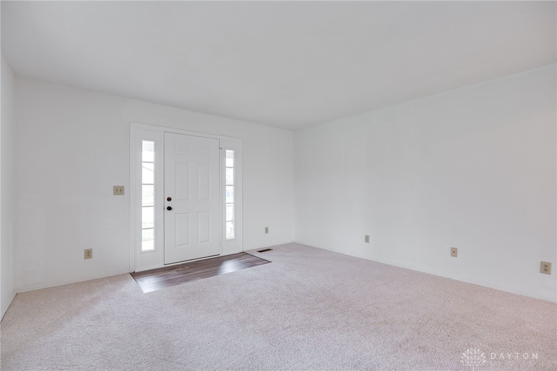 8380 Timber Walk Court, Dayton, Ohio image 10