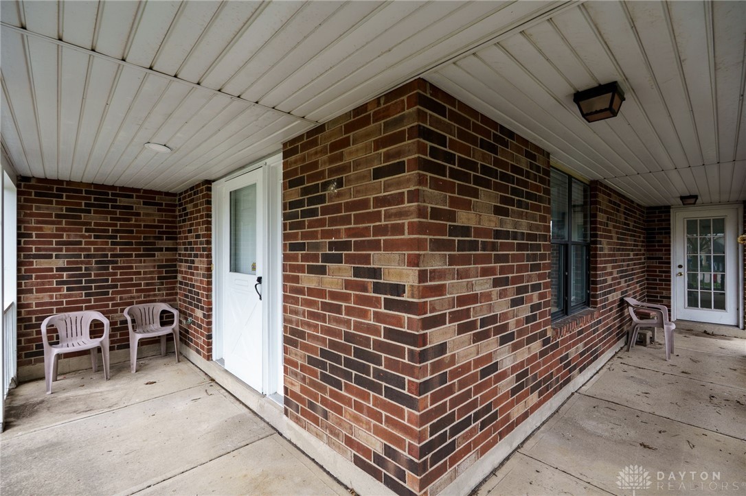 8380 Timber Walk Court, Dayton, Ohio image 4