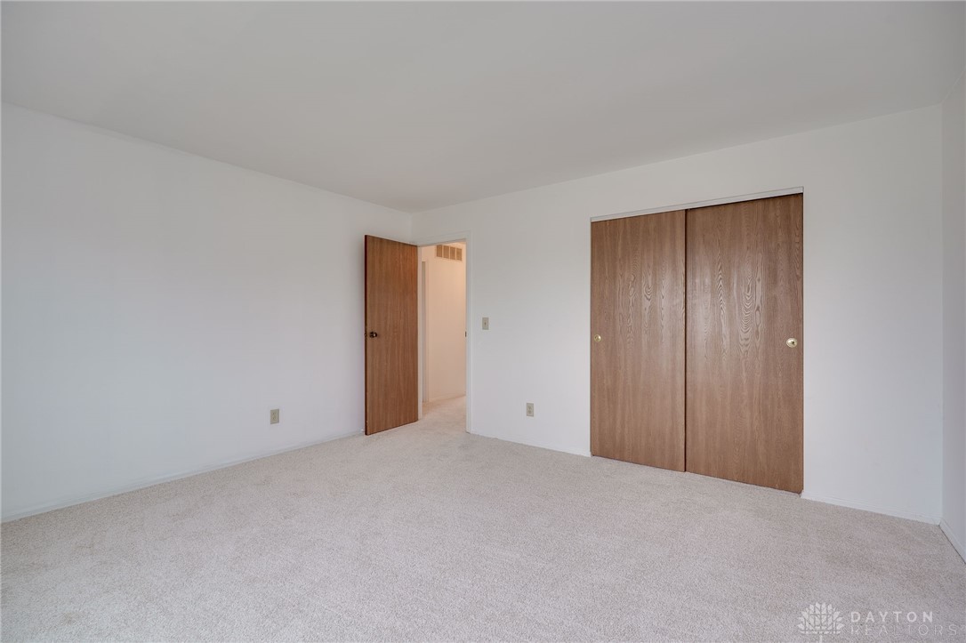 8380 Timber Walk Court, Dayton, Ohio image 28