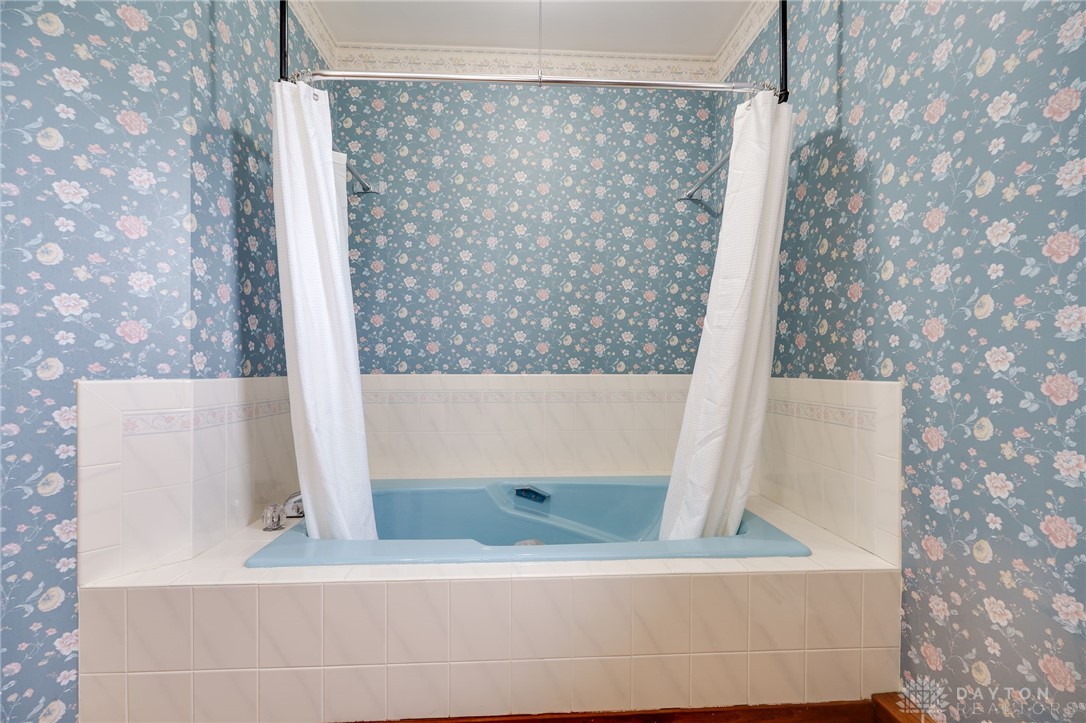 516 Horton Avenue, Tipp City, Ohio image 30