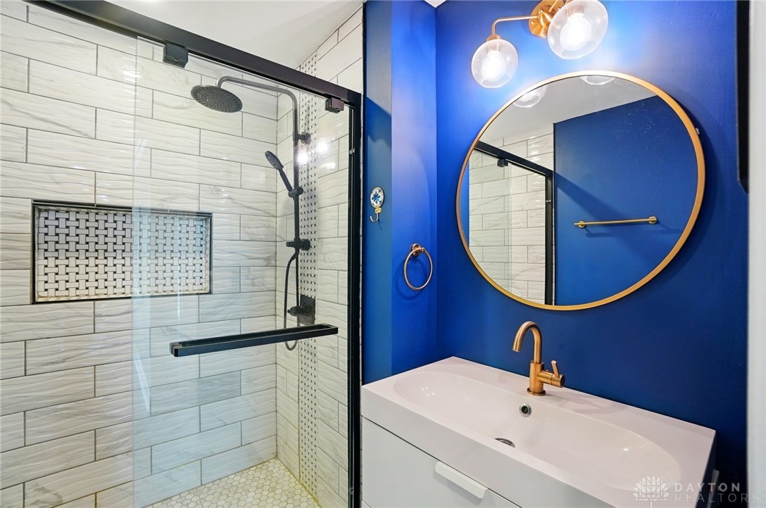 1425 Farnham Road, Troy, Ohio image 30
