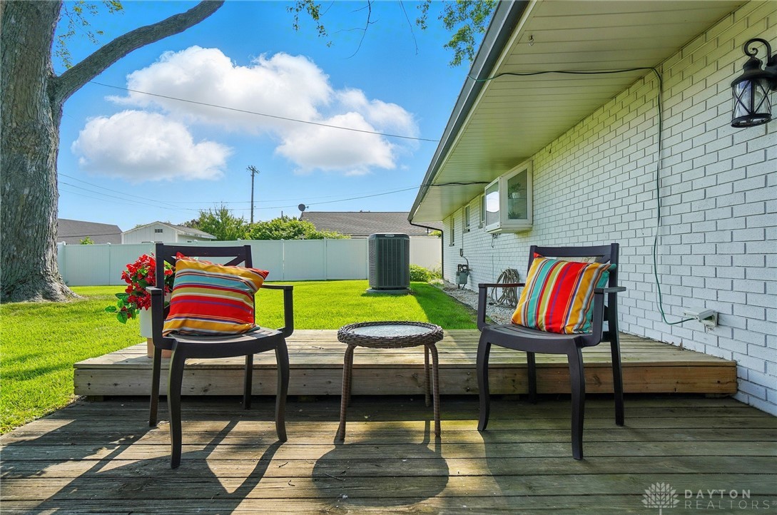 1425 Farnham Road, Troy, Ohio image 42