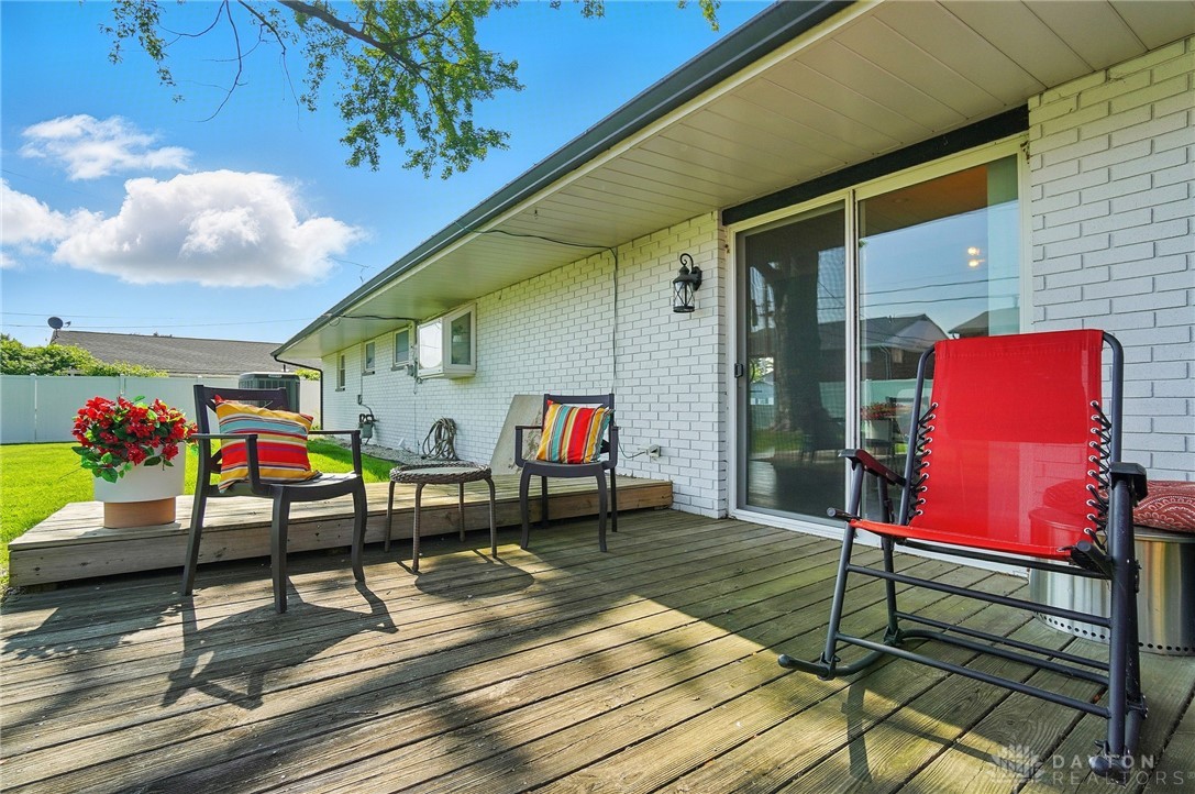 1425 Farnham Road, Troy, Ohio image 41