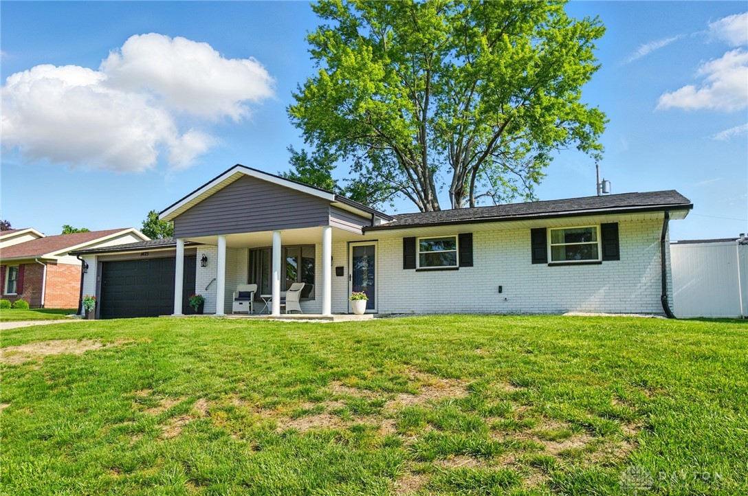1425 Farnham Road, Troy, Ohio image 2