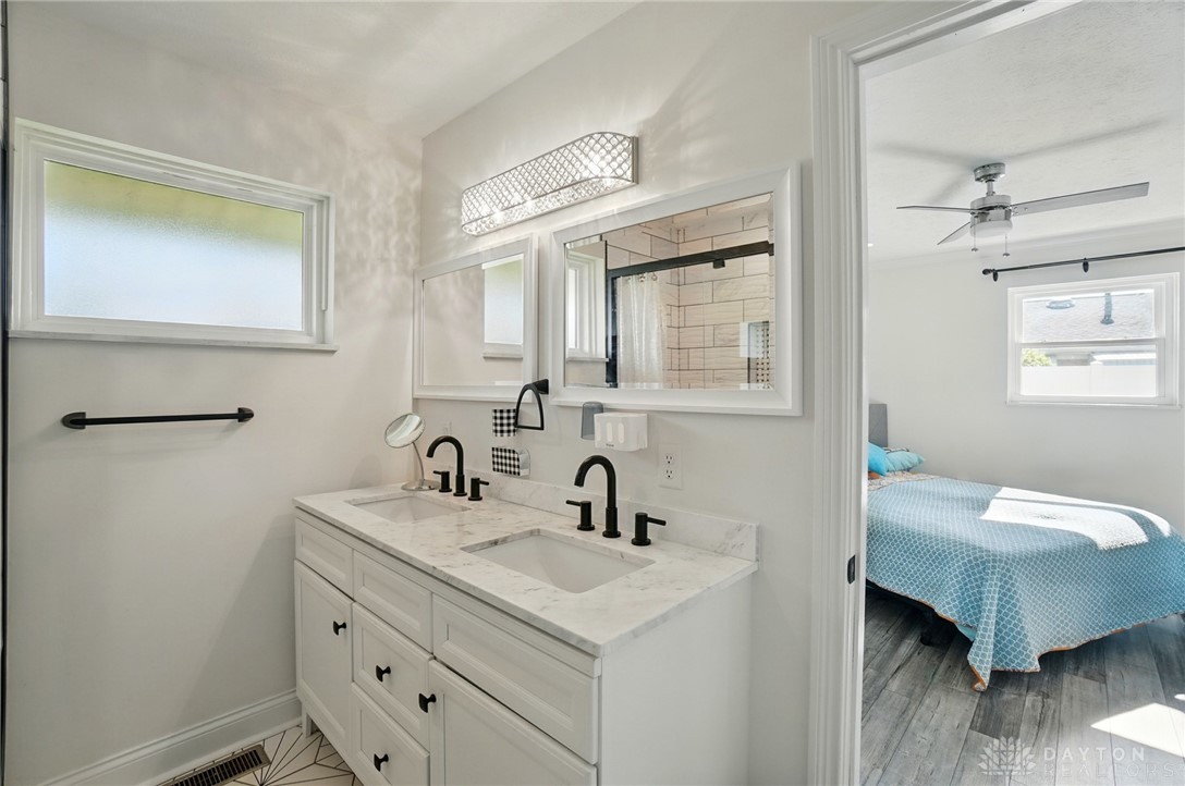 1425 Farnham Road, Troy, Ohio image 25