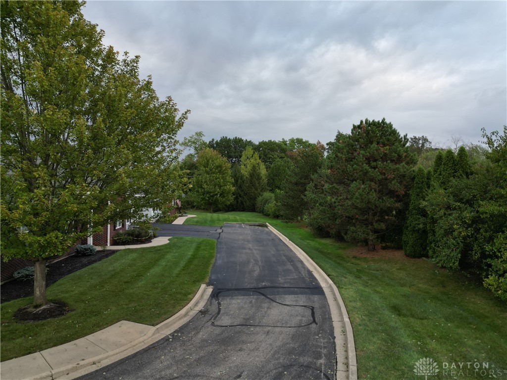 2680 Cedarbrook Way, Beavercreek, Ohio image 38