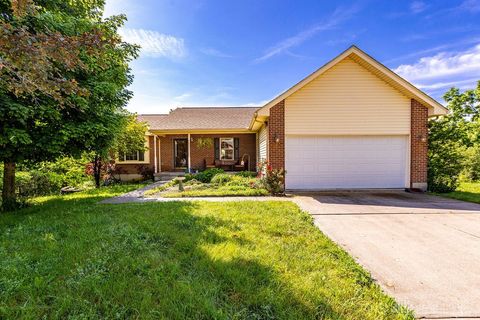 Photo of 5214 Taylor Lake Lane, Liberty Twp, OH 45044 (MLS # 960490)
