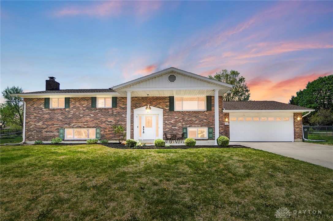 2111 Granada Drive, Beavercreek, Ohio image 1