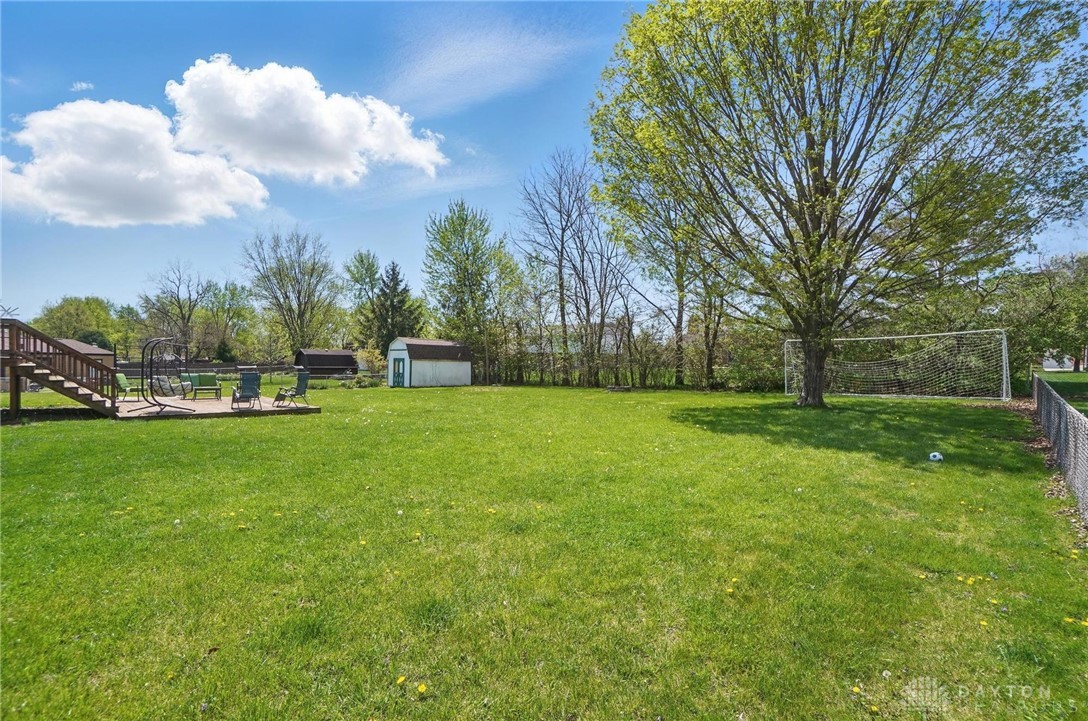 2111 Granada Drive, Beavercreek, Ohio image 29