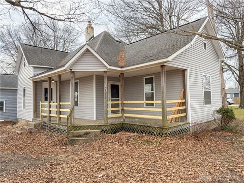 Photo of 3725 Hollansburg Arcanum Road, Greenville, OH 45331 (MLS # 950153)