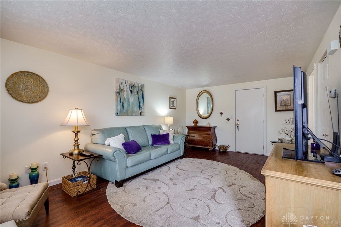 1644 Villa South Drive, Dayton, Ohio image 5