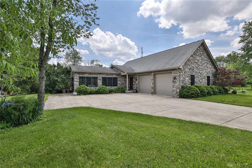 Vandalia, Ohio 45377, United States, 3 Bedrooms Bedrooms, ,5 BathroomsBathrooms,Residential,Active,57514