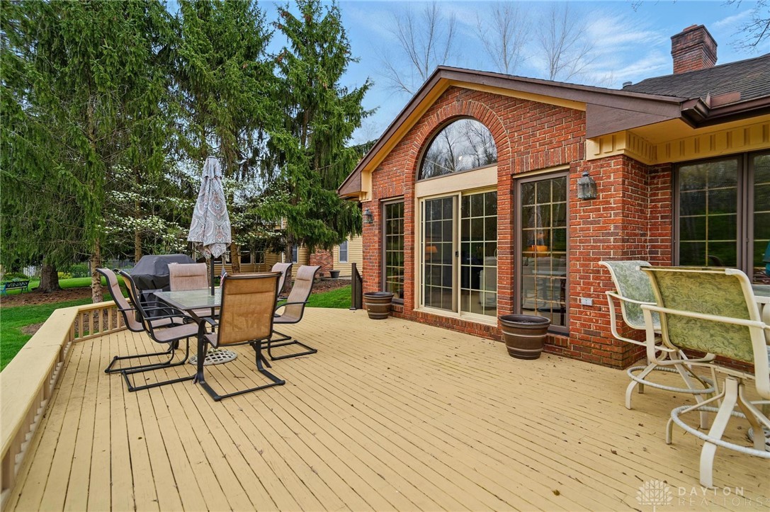 7657 Winding Way North, Tipp City, Ohio image 11