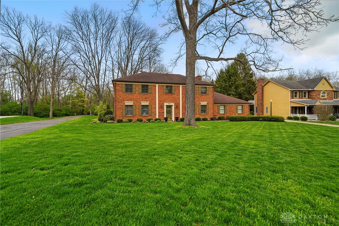 7657 Winding Way North, Tipp City, Ohio image 4