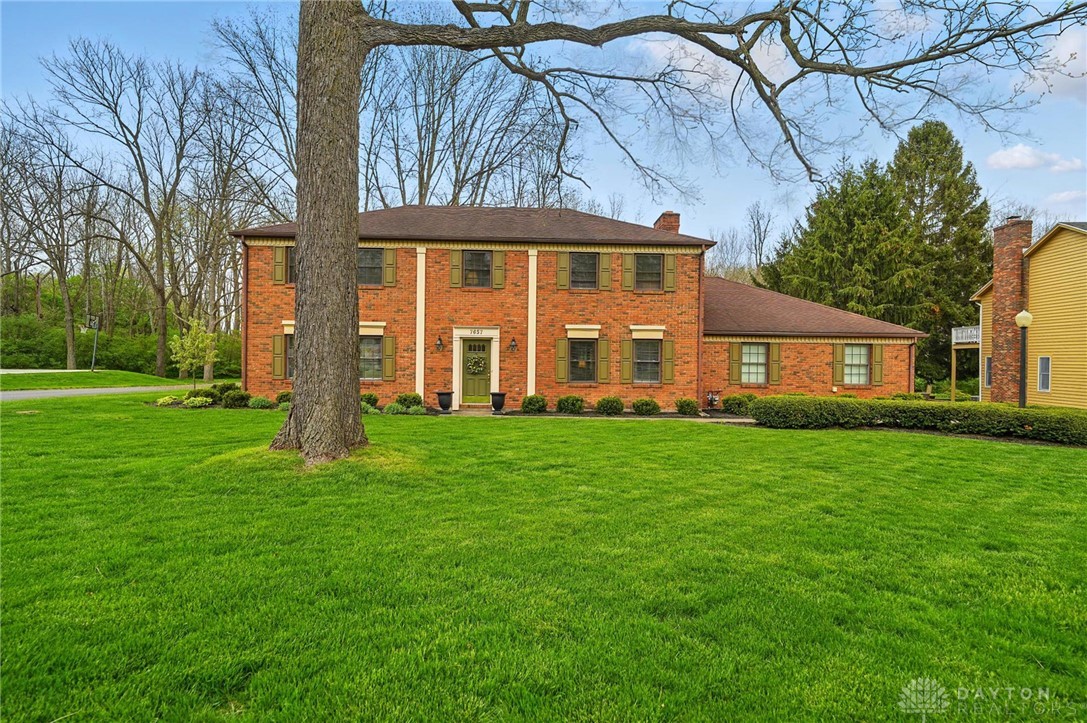 7657 Winding Way North, Tipp City, Ohio image 3