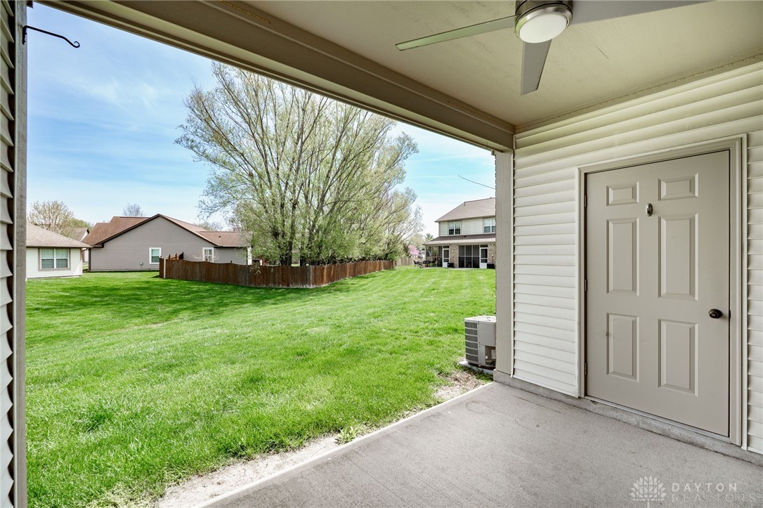 2454 Cabbage Key Drive, Miamisburg, Ohio image 25