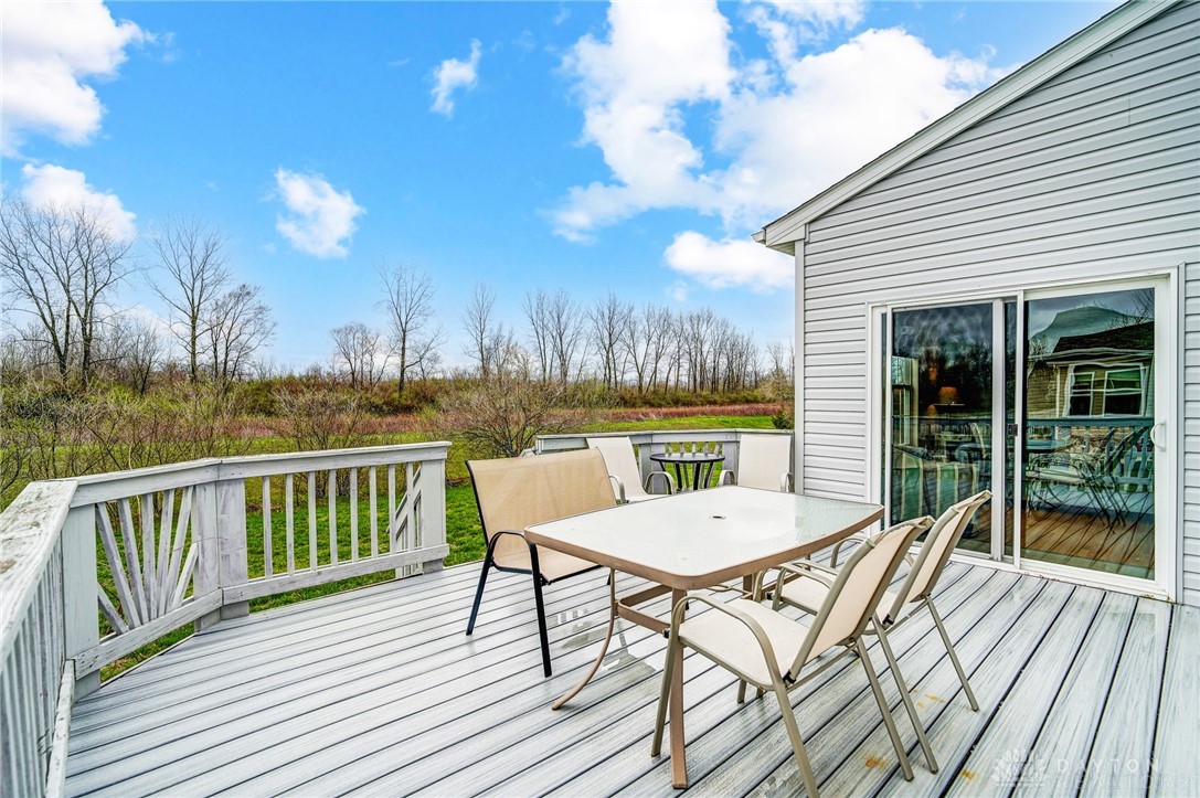 712 Chapelgate Drive, Fairborn, Ohio image 44
