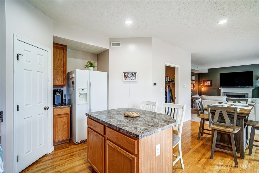 712 Chapelgate Drive, Fairborn, Ohio image 14