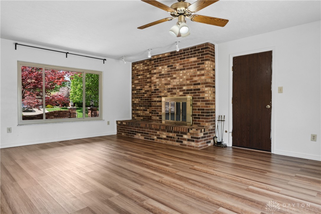 702 Tealwood Drive, Beavercreek, Ohio image 17