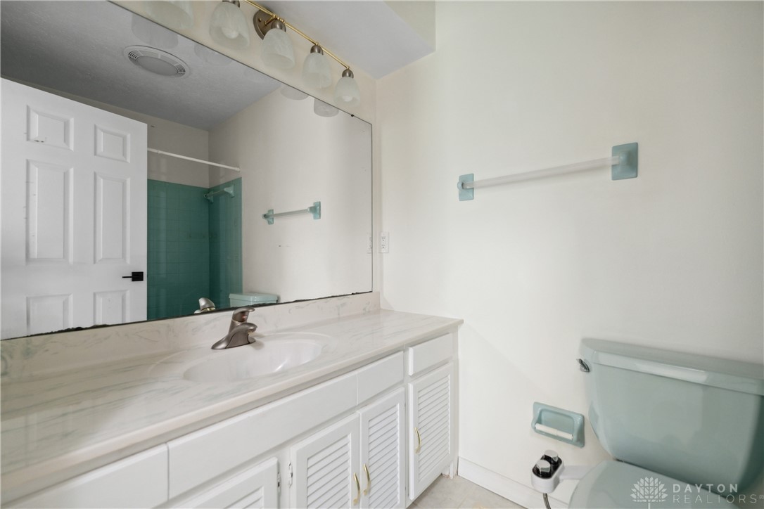 702 Tealwood Drive, Beavercreek, Ohio image 26