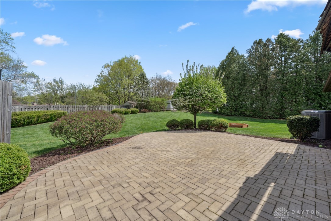 702 Tealwood Drive, Beavercreek, Ohio image 35