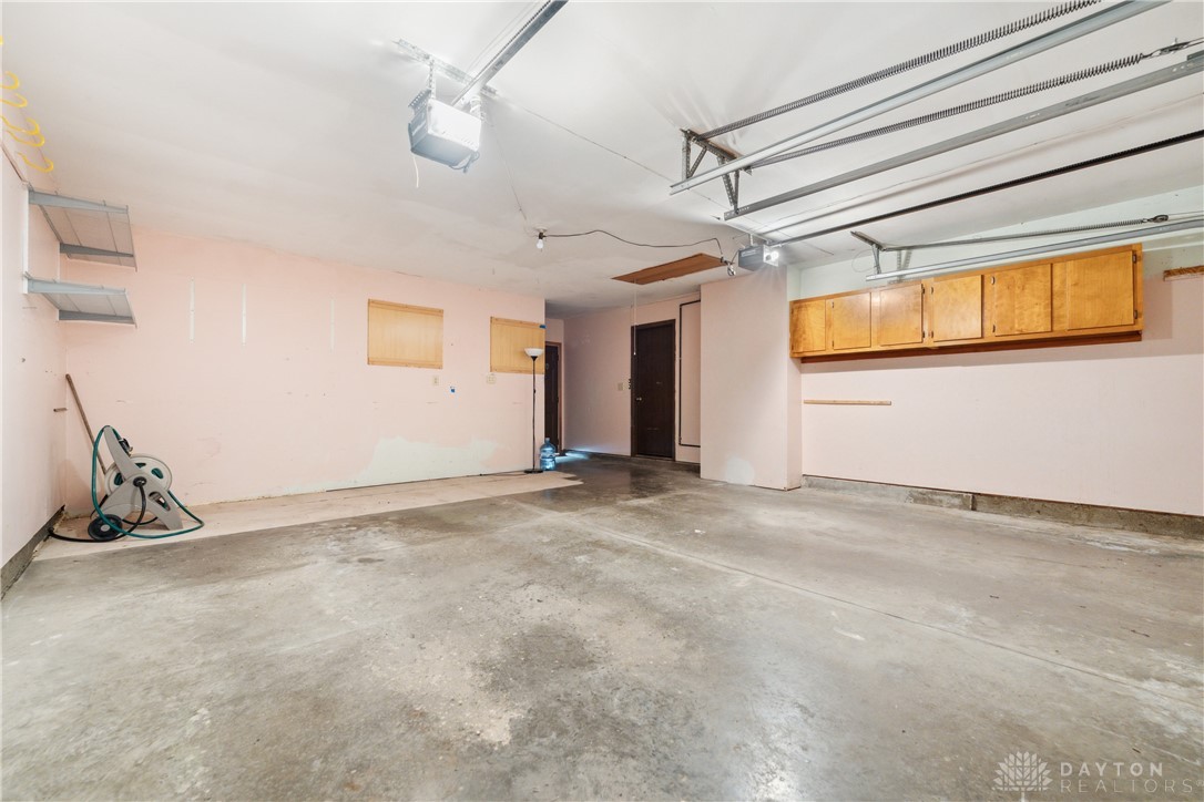 702 Tealwood Drive, Beavercreek, Ohio image 34