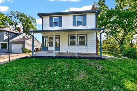 Photo of 2930 Robin Road, Kettering, OH 45409 (MLS # 957536)