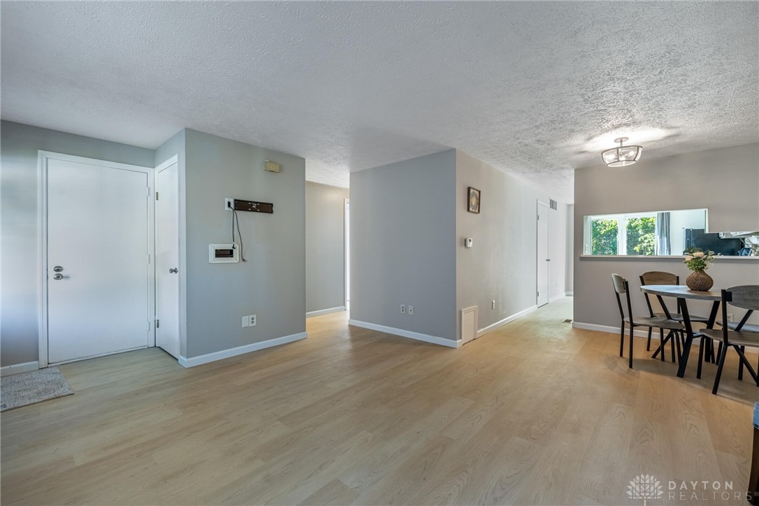 Dayton, Ohio 45424, United States, 2 Bedrooms Bedrooms, ,1 BathroomBathrooms,Residential,Active,230619