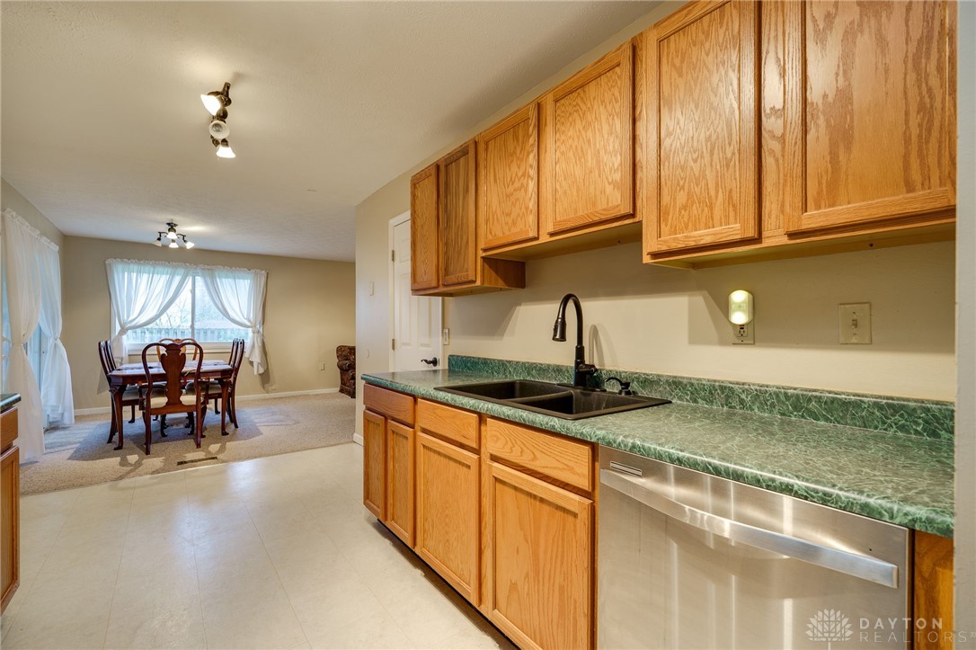 125 W Market Street, Springboro, Ohio image 7
