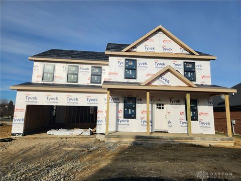 Photo of 2721 Terraceview Circle, Beavercreek, OH 45431 (MLS # 951453)