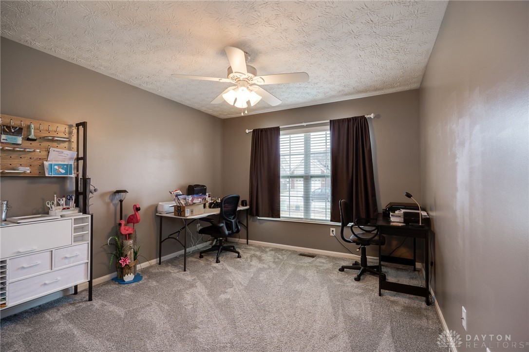 5049 Dayflower Drive, Tipp City, Ohio image 18