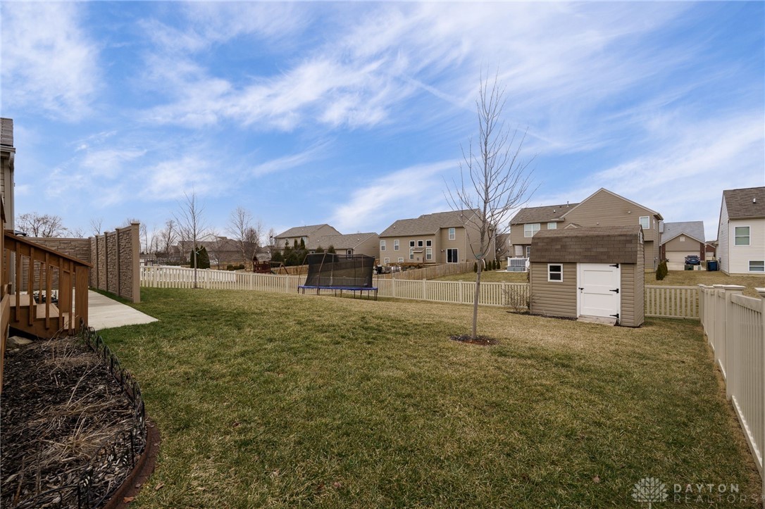 5049 Dayflower Drive, Tipp City, Ohio image 42