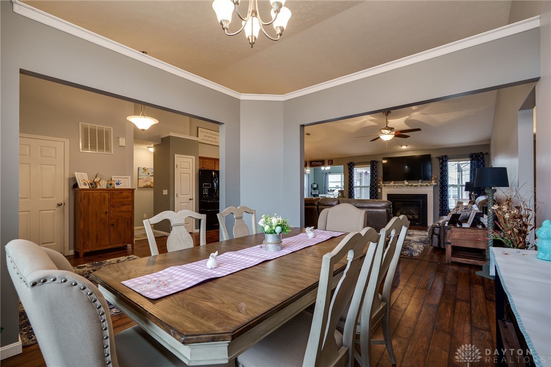5049 Dayflower Drive, Tipp City, Ohio image 17