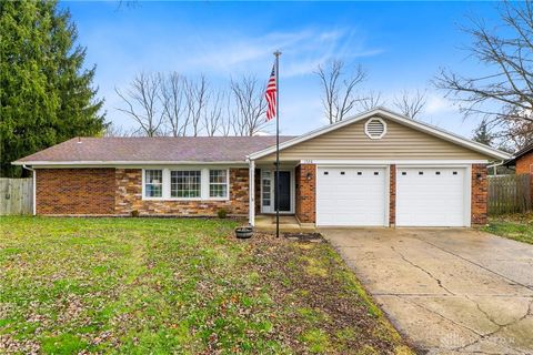 Photo of 1526 Wedgewood Drive, Fairborn, OH 45324 (MLS # 949743)