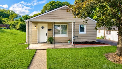 Homes For Sale - 2823 Revels Avenue<br/> Montgomery County, Dayton, OH 45417