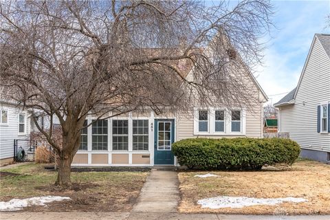 Photo of 431 Triangle Avenue, Oakwood, OH 45419 (MLS # 952428)