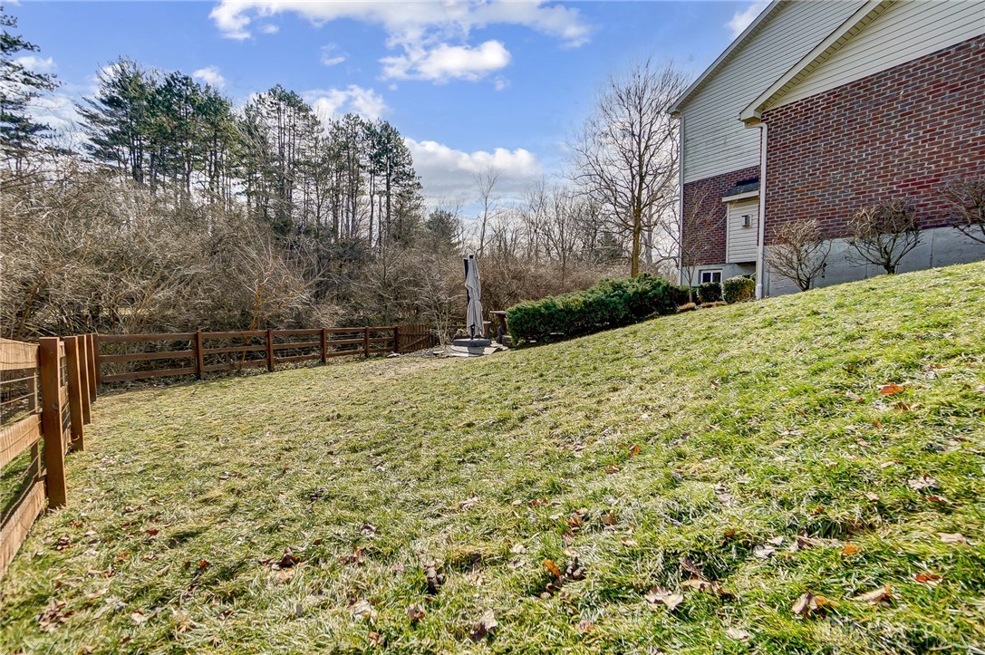 Lebanon, Ohio 45036, United States, 4 Bedrooms Bedrooms, ,3 BathroomsBathrooms,Residential,Active,77709