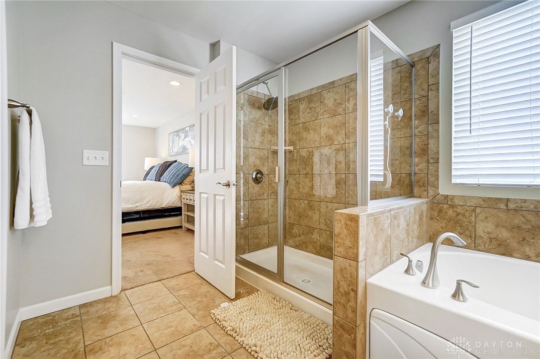 1592 Meadow View Lane, Lebanon, Ohio image 30