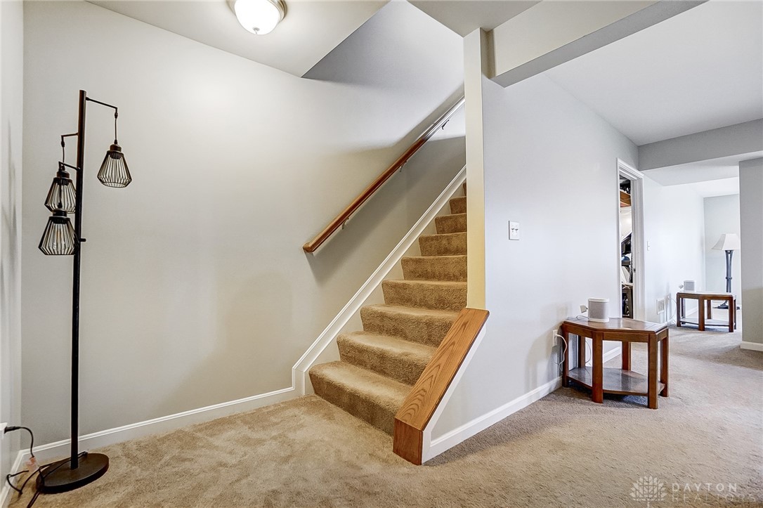 1592 Meadow View Lane, Lebanon, Ohio image 43