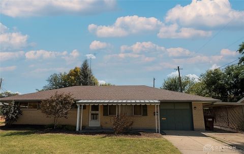 Photo of 4792 Loxley Drive, Moraine, OH 45439 (MLS # 942271) Photo of 4792 Loxley Drive, Moraine, OH 45439 (MLS # 942271)